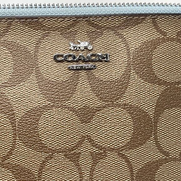 Coach - Double Corner Zip Wristlet In Signature Canvas NWOT - Picture 6 of 6